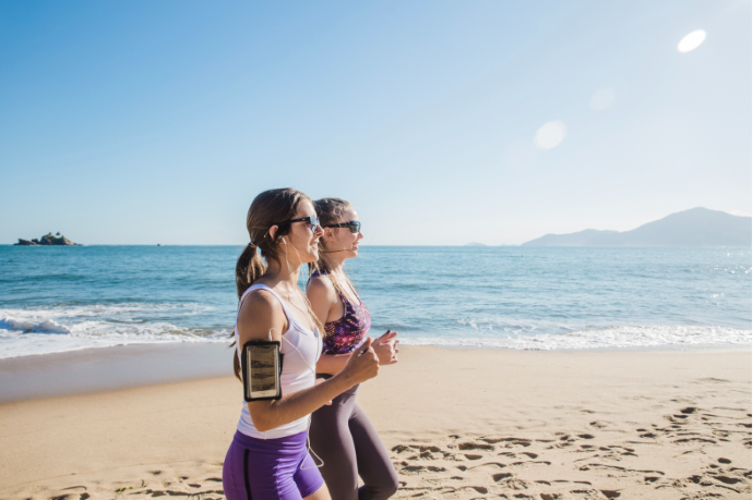 กลุ่ม the Endurance Traveler ที่เลือกเดินทางพร้อมทำกิจกรรมกีฬาในแหล่งท่องเที่ยว