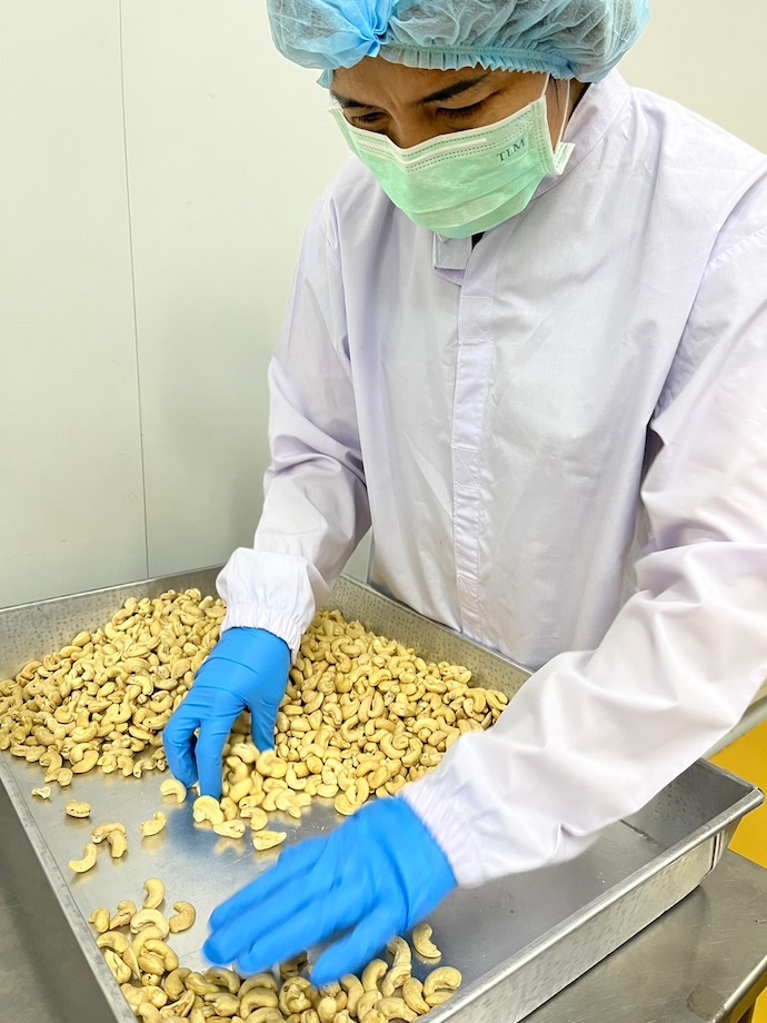 027 A1 Baf F19 D 4 C30 A166 235 A9 De F26 Ba