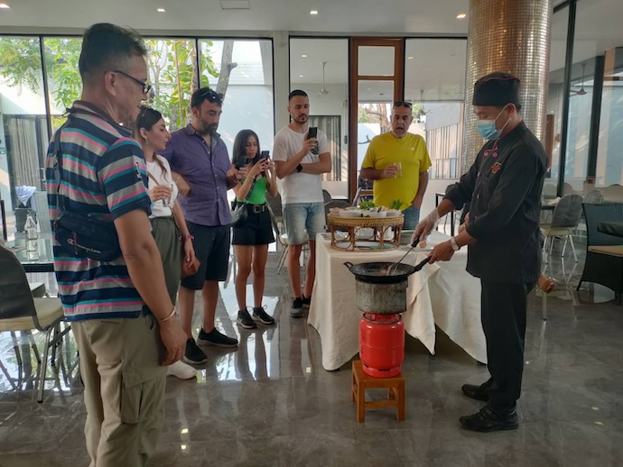 Cooking Class สอนทำอาหารเมนูท้องถิ่น