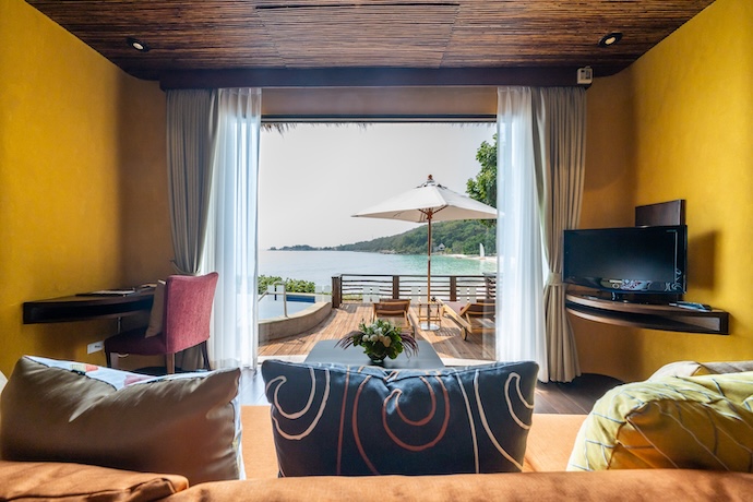 Paradee Suite   Sitting Area & View (1)