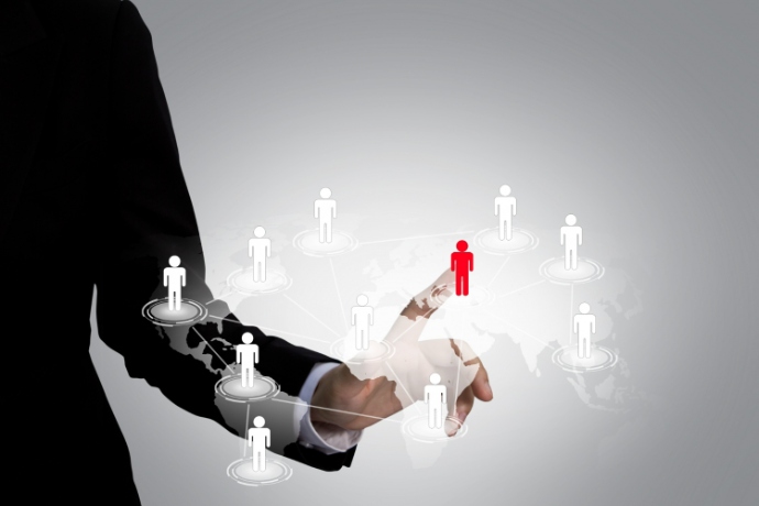 นักธุรกิจวิเคราะห์กลุ่มลูกค้าเป้าหมายด้วย Audience Analysis เพื่อค้นหา Niche Market